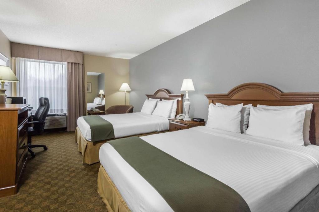 Days By Wyndham Hotel 2*