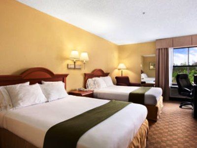 Days By Wyndham Hotel Selma