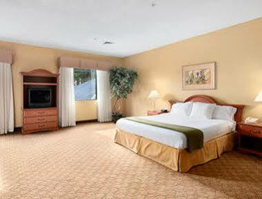 Days By Wyndham Hotel